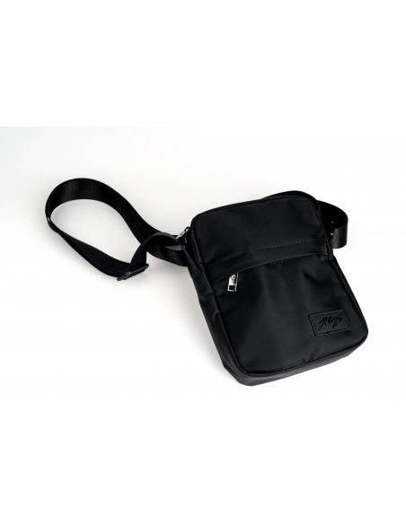 Purize - A shoulder bag with activated carbon, odorless
